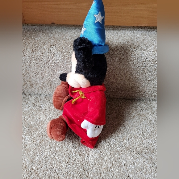 Disneyland Wizard Mickey Mouse Plush. - Picture 3 of 6